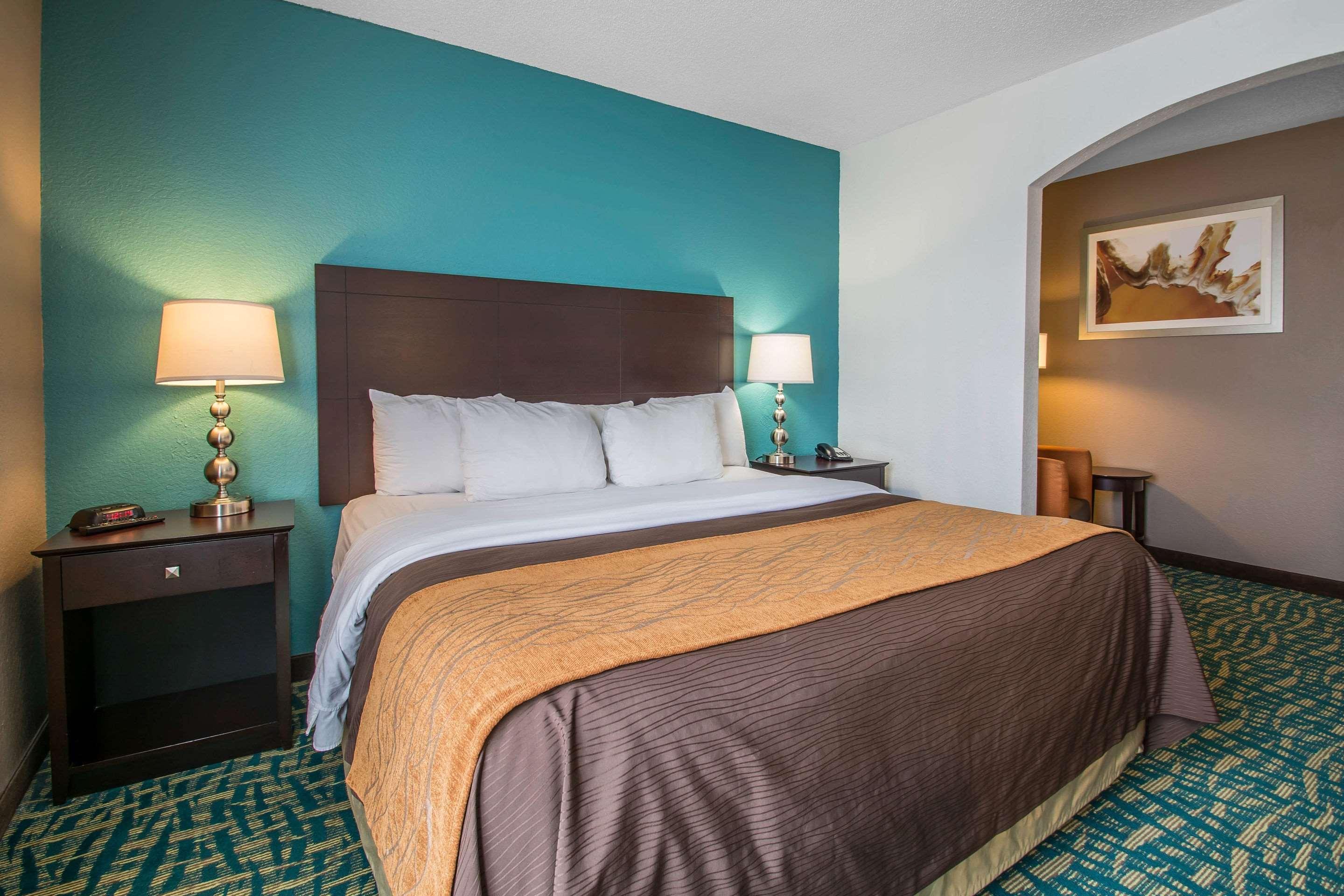 Lauderdale Lakes Comfort Inn & Suites Fort Lauderdale West Turnpike מראה חיצוני תמונה