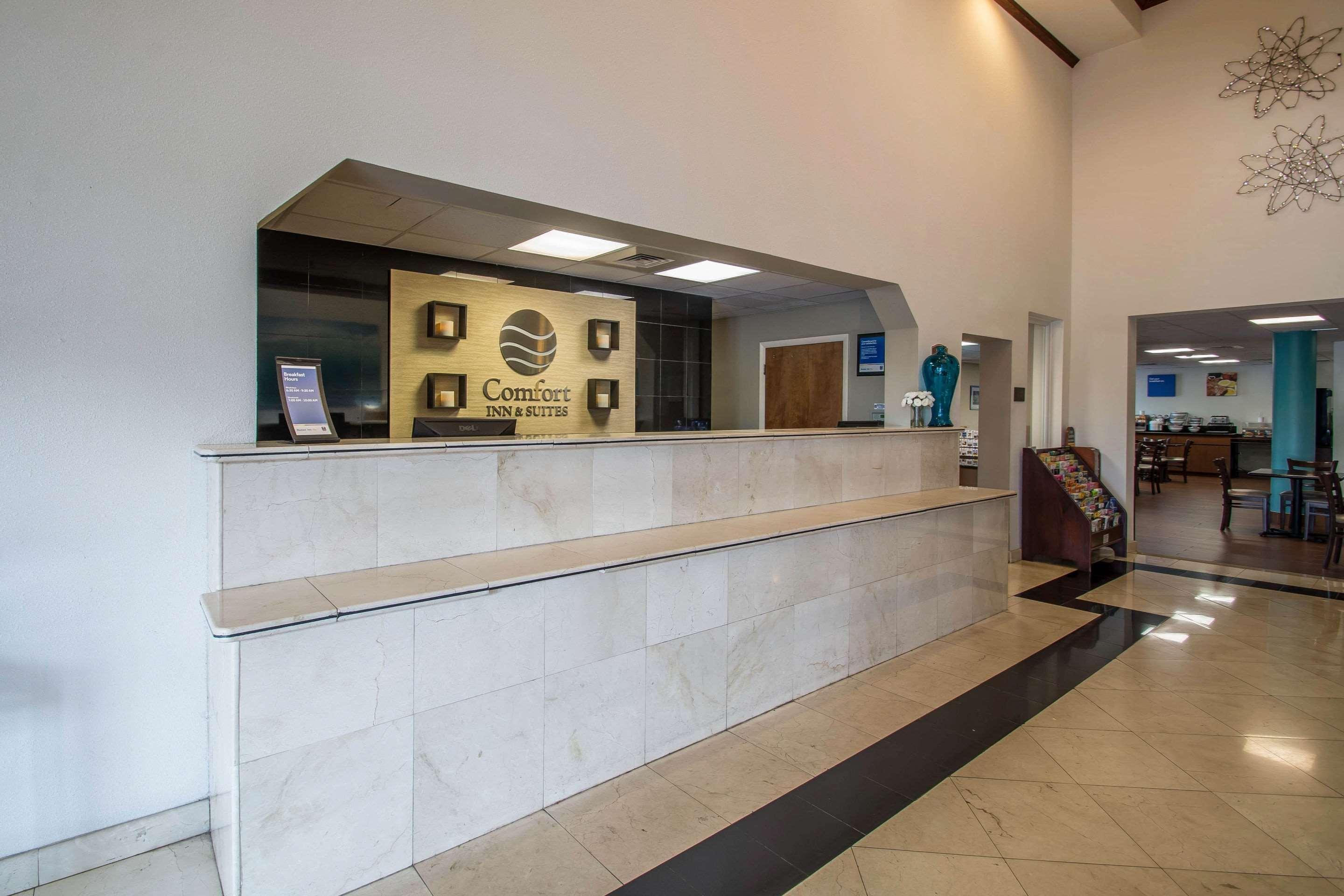 Lauderdale Lakes Comfort Inn & Suites Fort Lauderdale West Turnpike מראה חיצוני תמונה