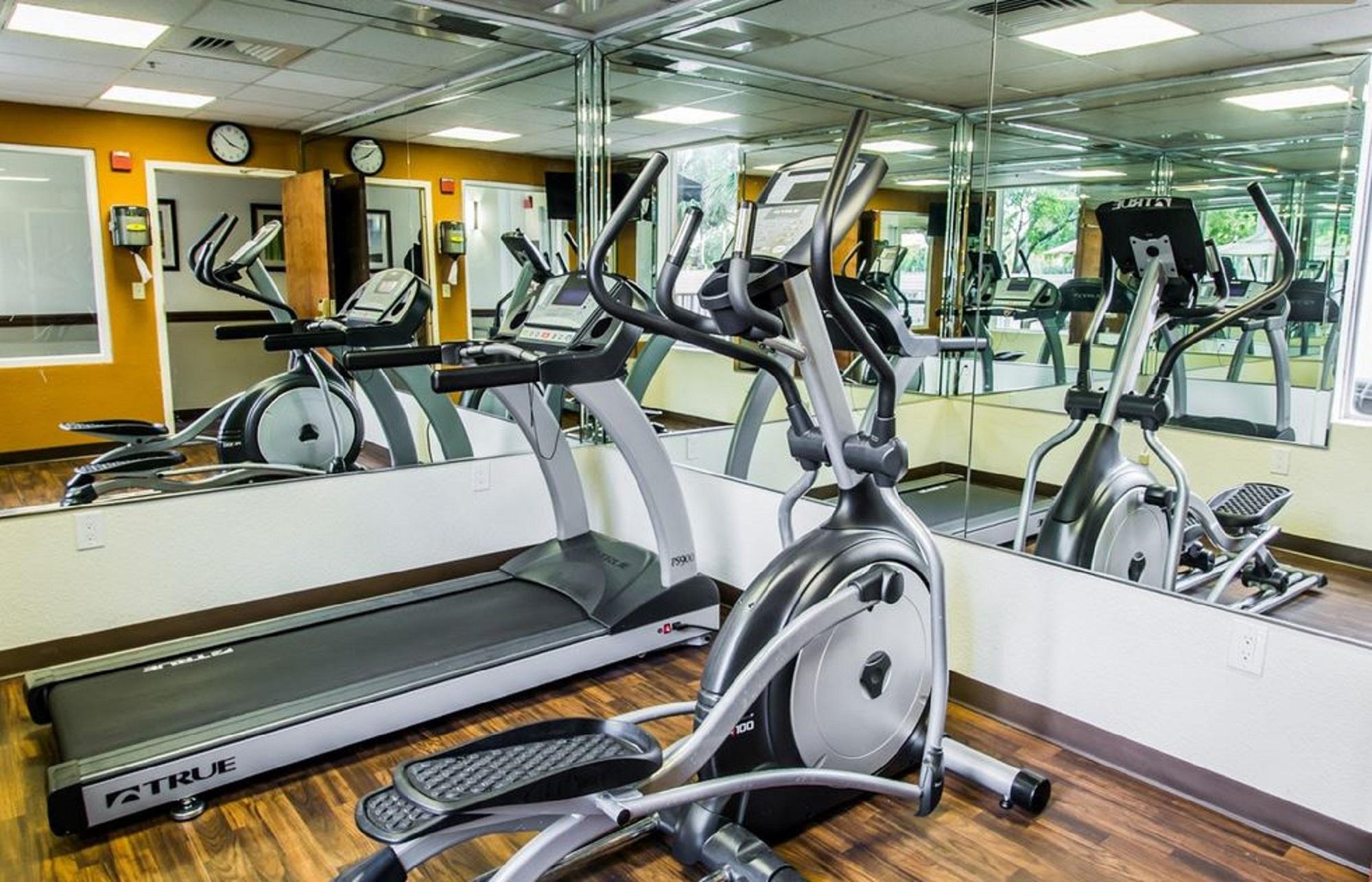 Lauderdale Lakes Comfort Inn & Suites Fort Lauderdale West Turnpike מראה חיצוני תמונה