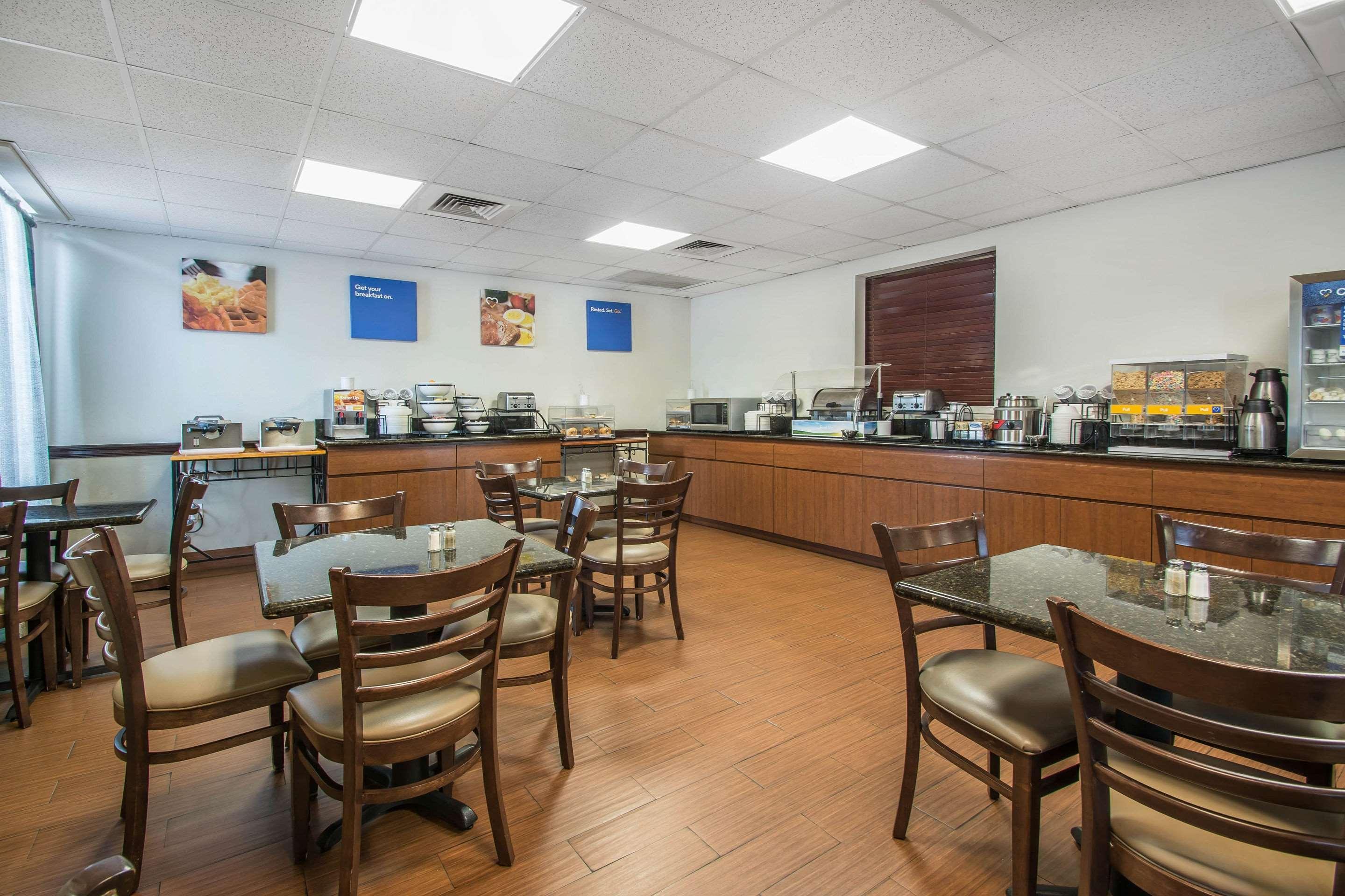 Lauderdale Lakes Comfort Inn & Suites Fort Lauderdale West Turnpike מראה חיצוני תמונה