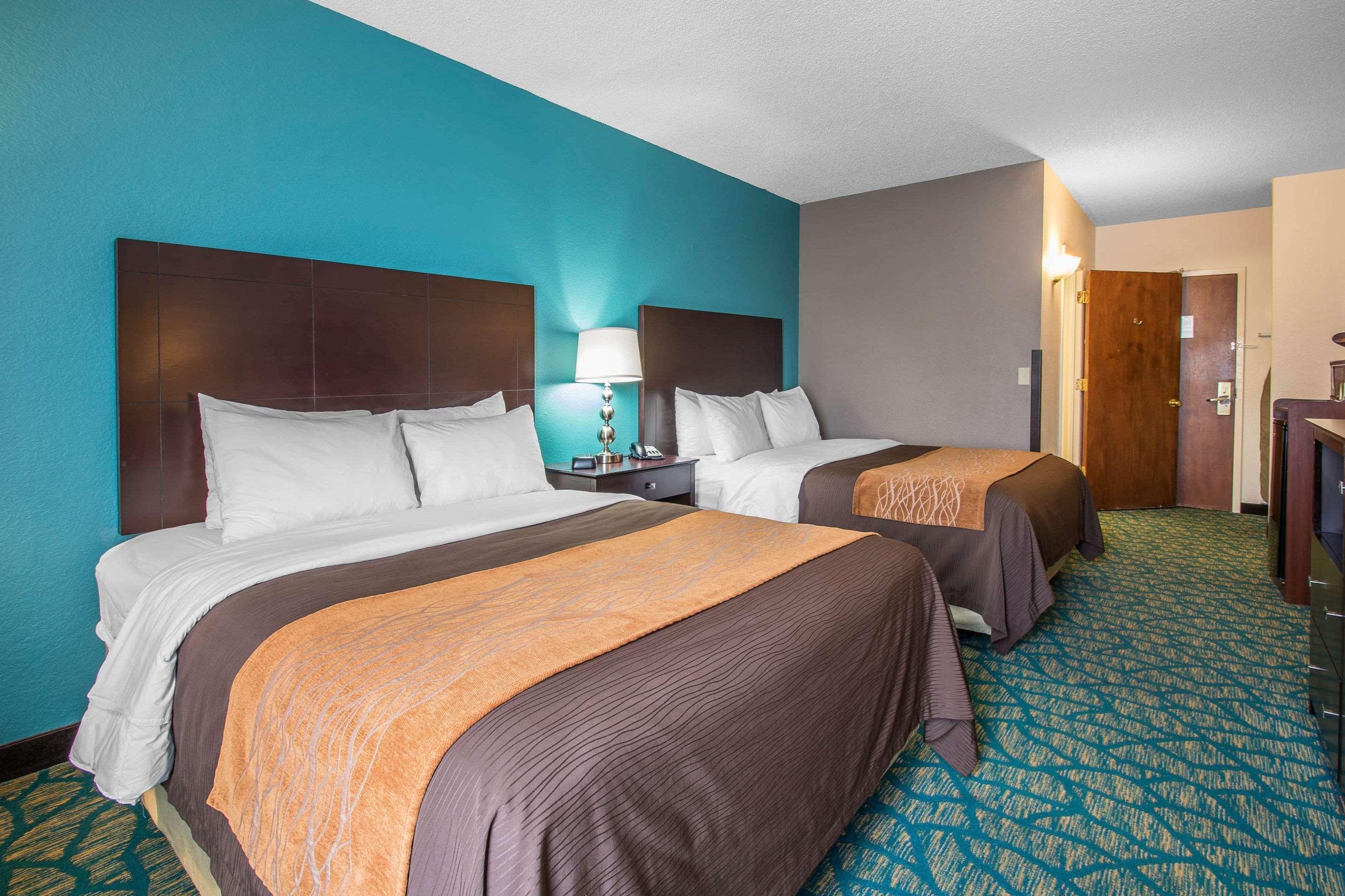 Lauderdale Lakes Comfort Inn & Suites Fort Lauderdale West Turnpike מראה חיצוני תמונה