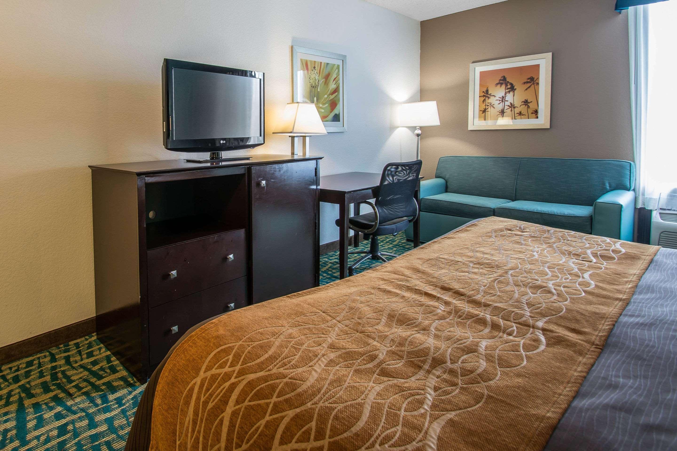 Lauderdale Lakes Comfort Inn & Suites Fort Lauderdale West Turnpike מראה חיצוני תמונה
