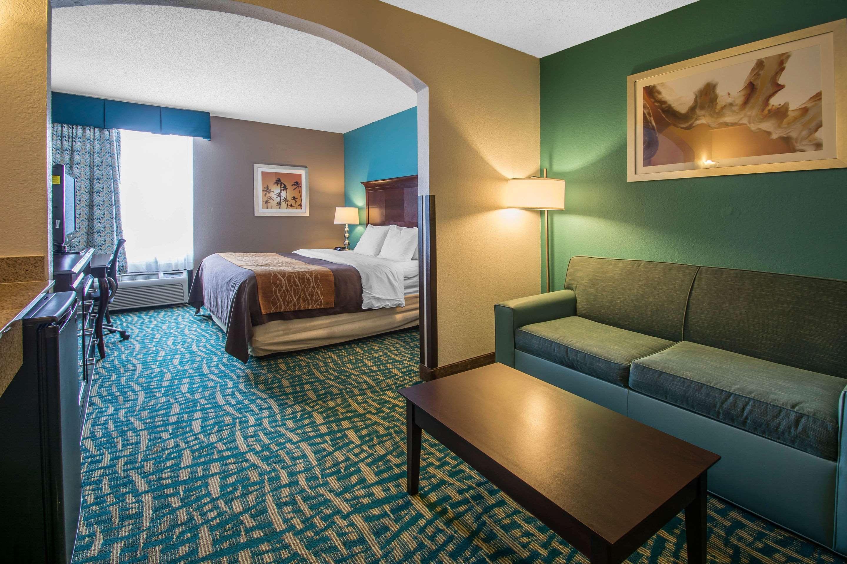 Lauderdale Lakes Comfort Inn & Suites Fort Lauderdale West Turnpike מראה חיצוני תמונה