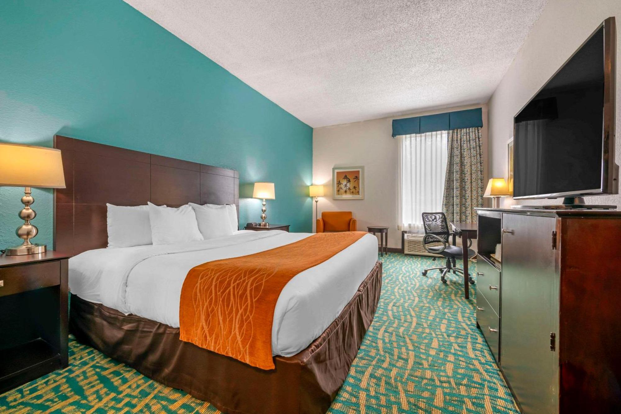 Lauderdale Lakes Comfort Inn & Suites Fort Lauderdale West Turnpike מראה חיצוני תמונה